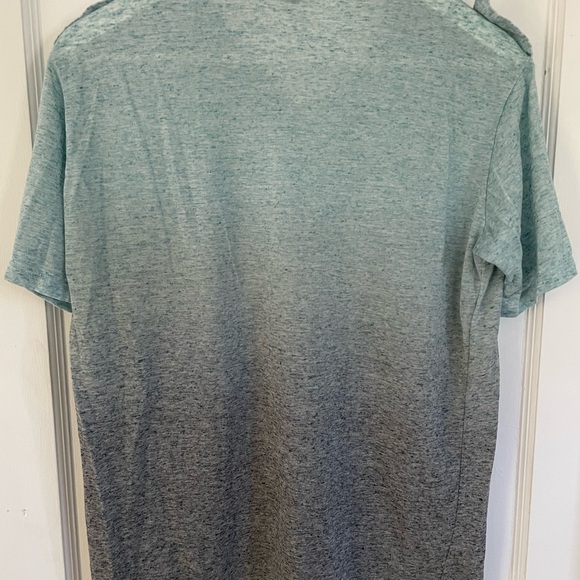 Men’s Mission Ombré Heathered Blue to Black T-Shirt Chest pockets slim fit large - Picture 8 of 9